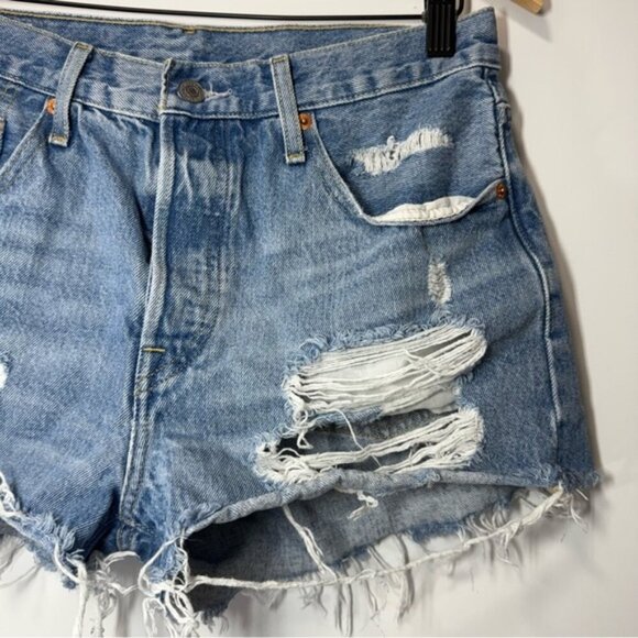 LEVI’S 501® ORIGINAL FIT HIGH RISE WOMEN'S SHORTS SIZE 28 - Picture 8 of 14